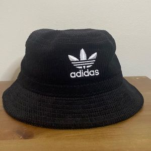 ADIDAS Black Velvet Ribbed Bucket Hat
